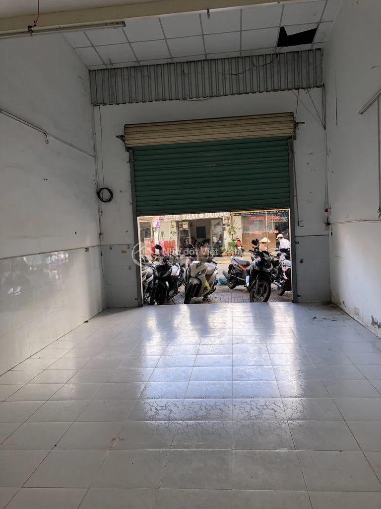 Nhà trệt lửng trục chính đường Nguyễn Hiền 12 triệu
