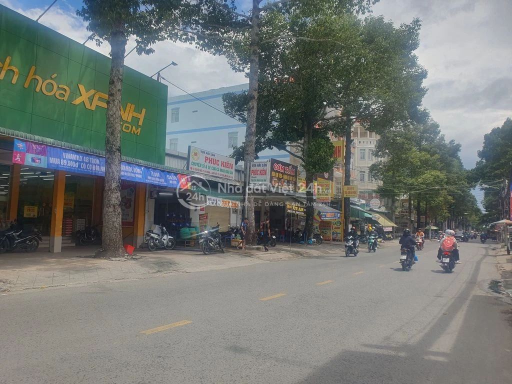 Nhà trệt lửng trục chính đường Nguyễn Hiền 12 triệu
