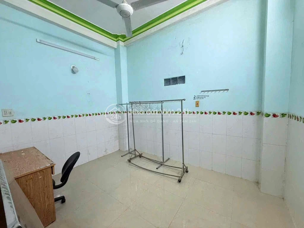 Nhà trệt 2lầu, 4x10m 03phòng 2máy lạnh KDC Thới Nhựt 1 gần Chợ An Kháh