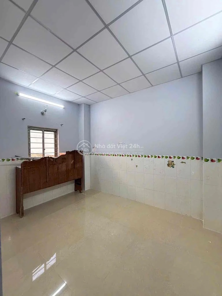 Nhà trệt 2lầu, 4x10m 03phòng 2máy lạnh KDC Thới Nhựt 1 gần Chợ An Kháh