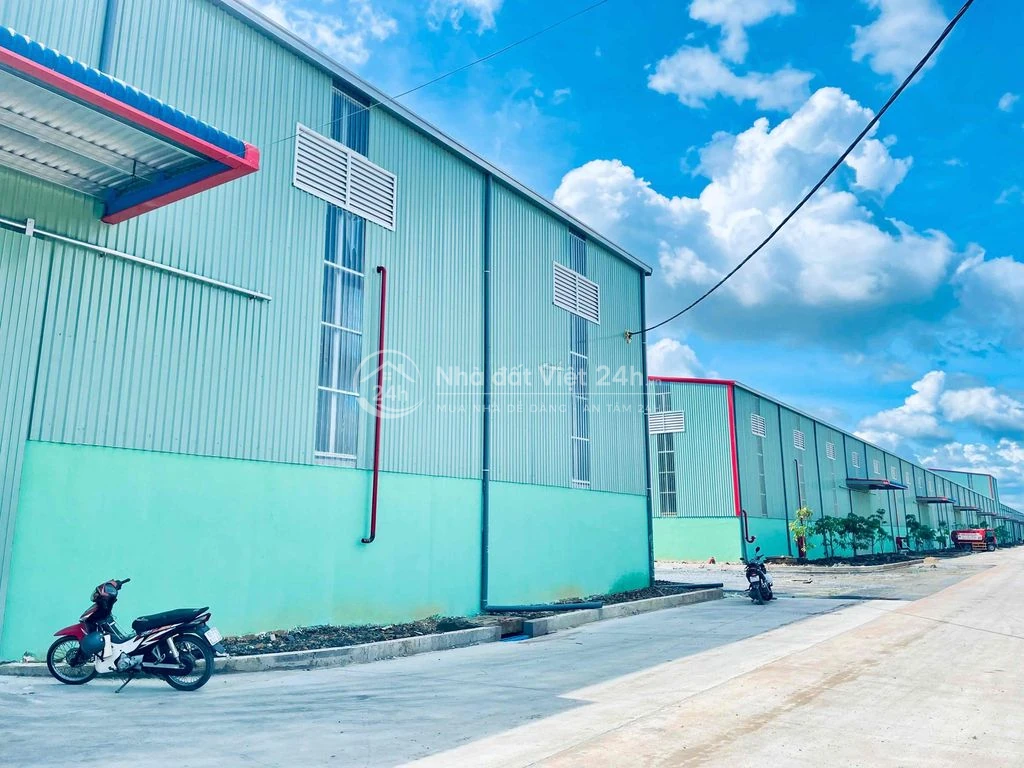 Kho xưởng cho thuê 4000m2, pccc tự động, văn phòng đầy đủ