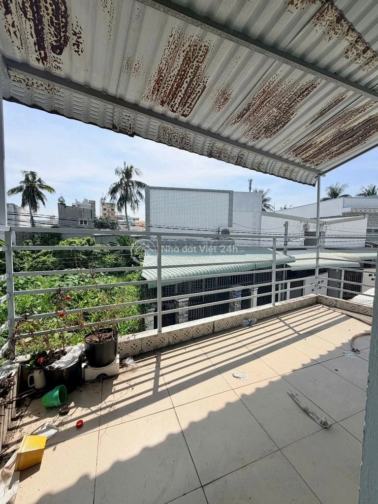 Nhà trệt lầu 2PN hẻm đường Nguyễn Việt Hồng chỉ 5 triệu