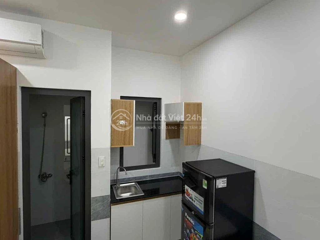 4tr4 Full nội thất có bancol