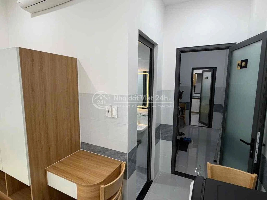 4tr4 Full nội thất có bancol