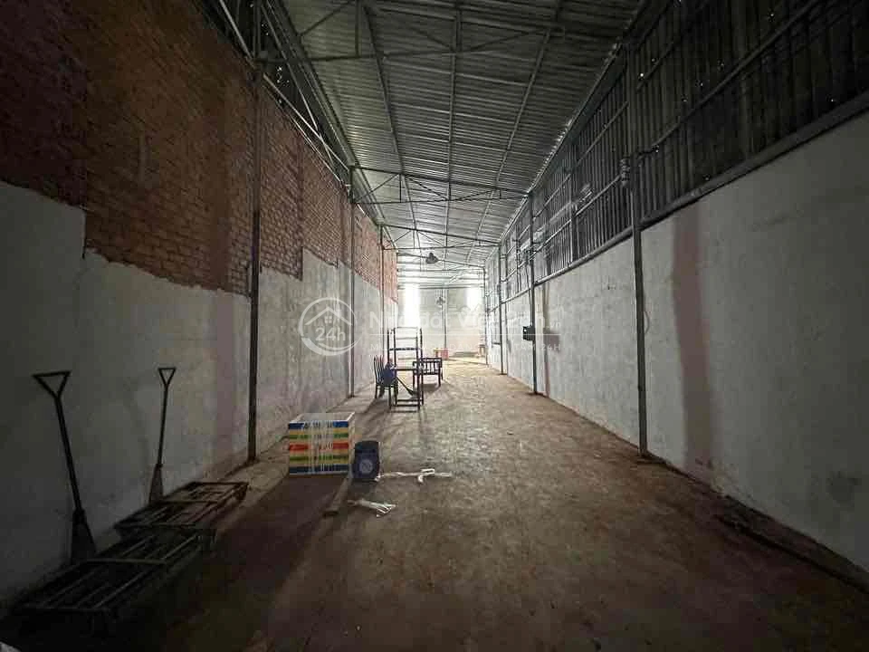 Cho thuê kho xưởng (360m2, điện 3Fa) gần CX 75, KP3 Trảng Dài