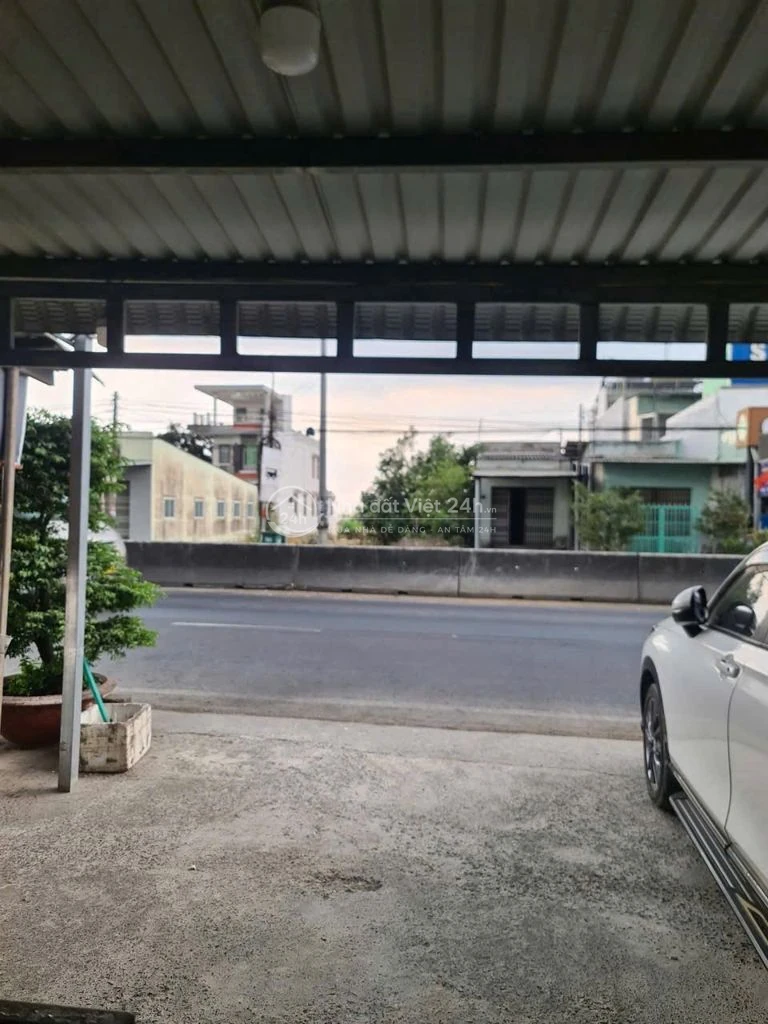 cho thuê nhà nguyên căn mặt tiền lộ nhựa lớn TL 830 gần kcn thịnh phát