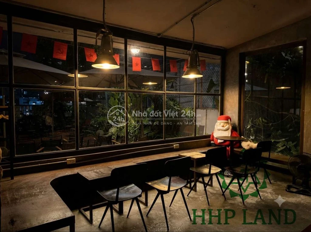 Sang tiệm cafe sân vườn núp hẻm nội thành Biên Hòa