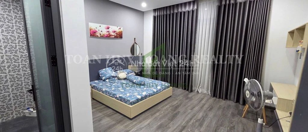 Cho thuê nhà gần cầu sông Hàn - Vincom Đà Nẵng