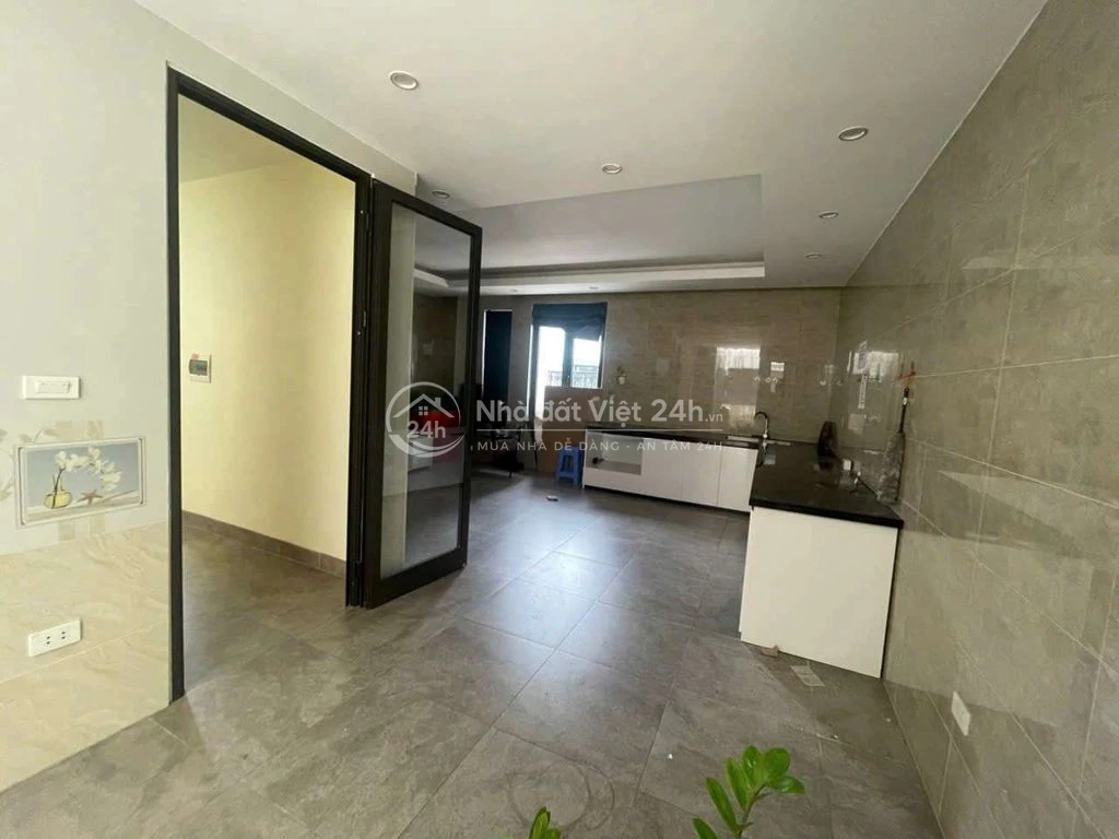 BIỆT THỰ STARLAKE TÂY HỒ ÔTÔ TRÁNH 11 PHÒNG - 5 TẦNG THANG MÁY 7X TR