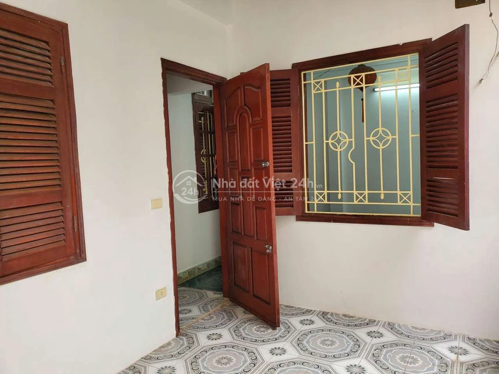 Cho thuê nhà Kim Mã 95m² x 3 tầng, 4PN, rộng rãi, kinh doanh, chỉ 20tr