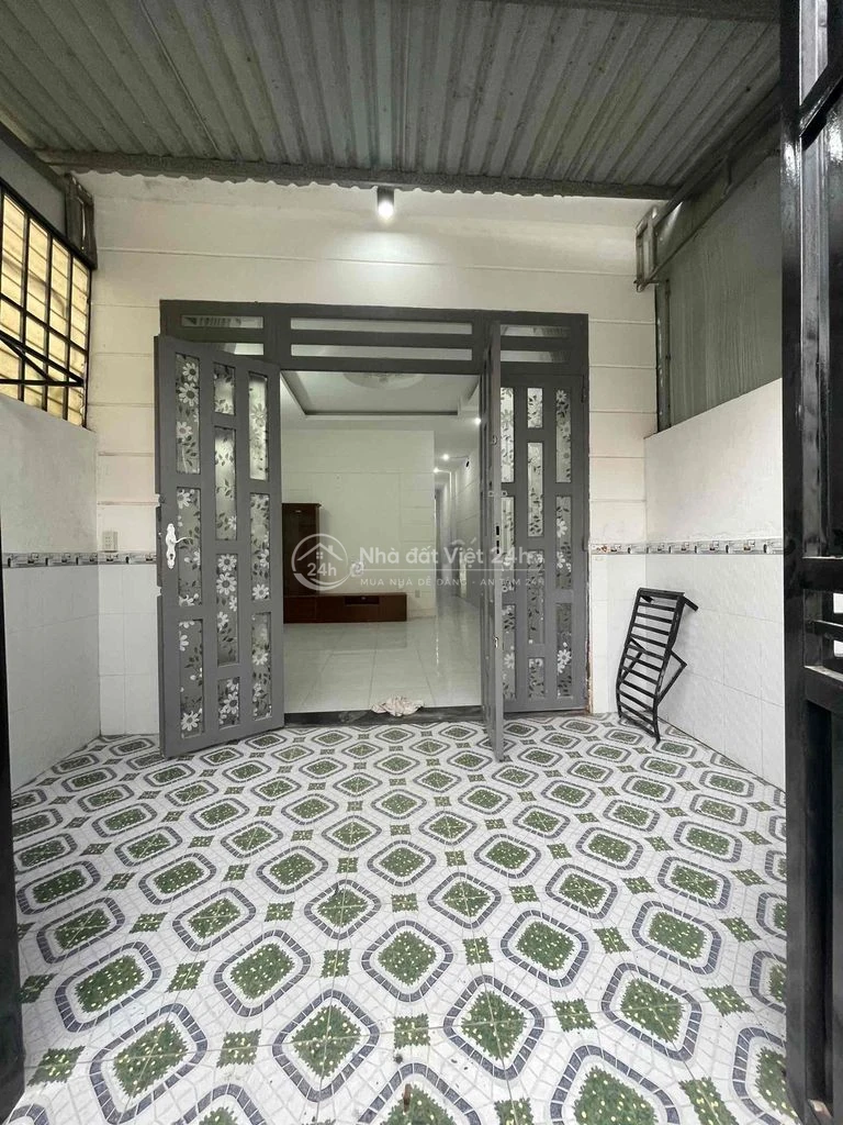 Nhà mới 2 phòng hẻm Phạm Ngọc Hưng