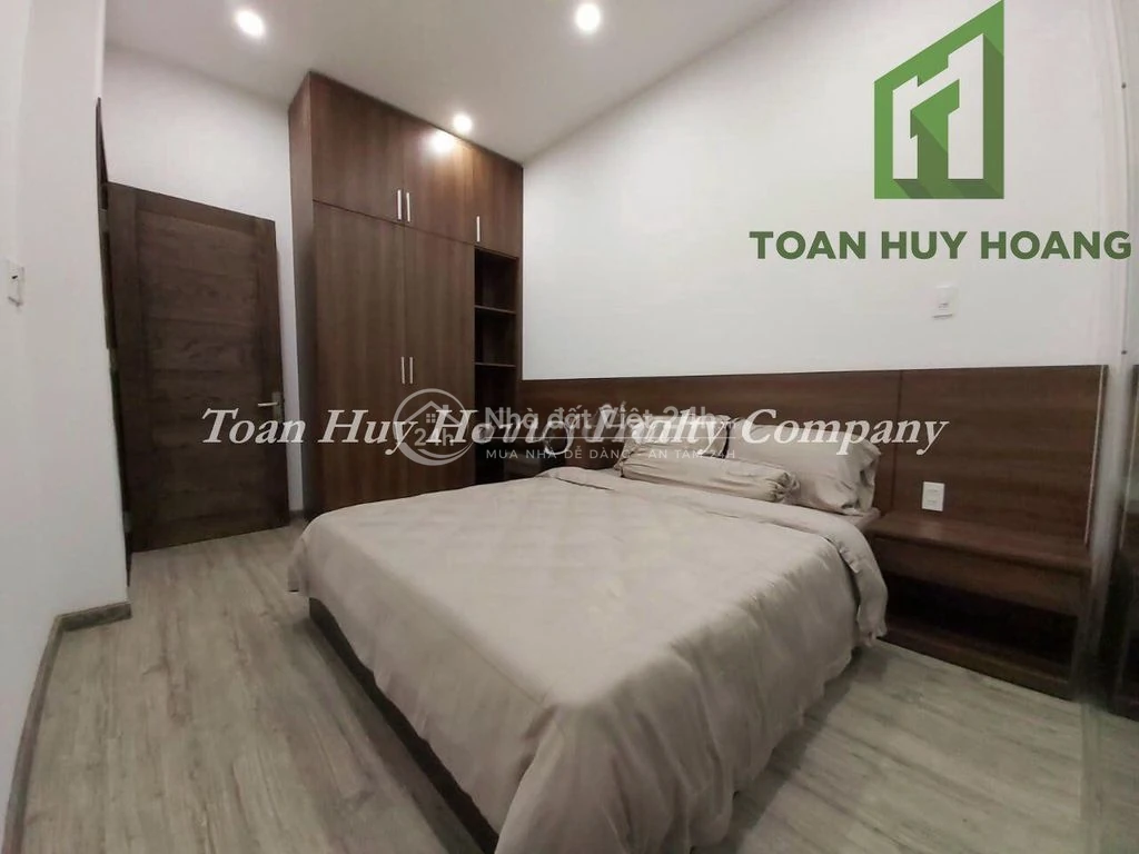 NHÀ GẦN BIỂN ĐÀ NẴNG – CÓ SÂN VƯỜN NHỎ, 2 PHÒNG NGỦ