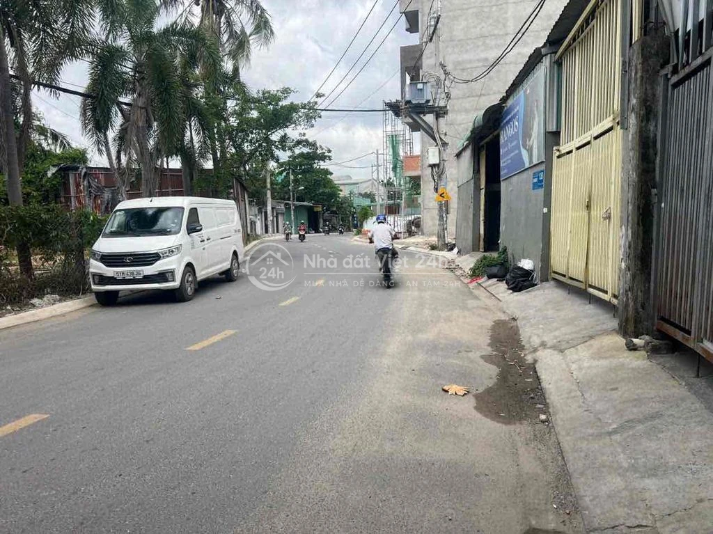 Đất Mặt tiền TL29 ngang 40x23m có nhà cấp 4 p, An Phú Đông , Q12