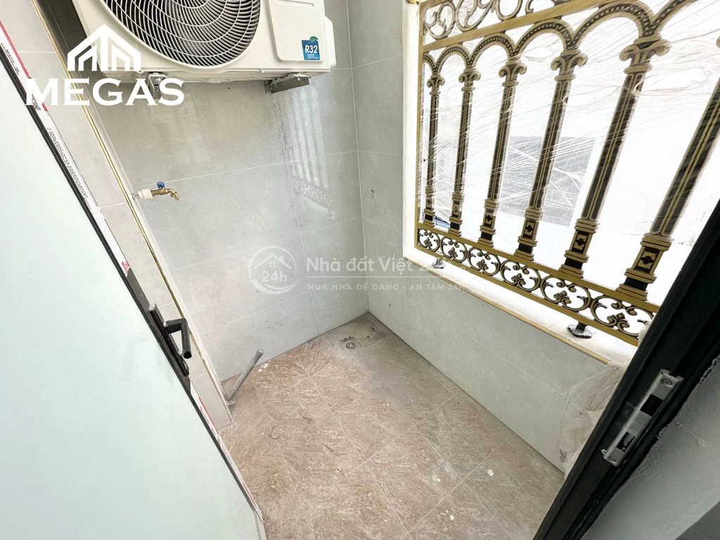Cho Thuê Căn Hộ 1N1K Full Nội Thất tại Bến Xe Mỹ Đình - Nguyễn Hoàng