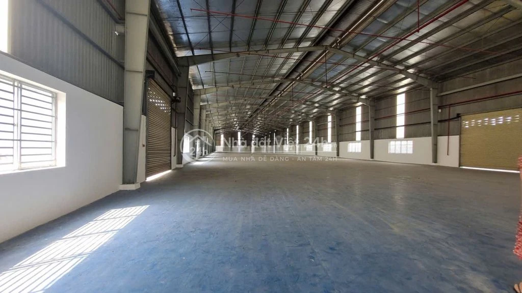 Cho thuê nhà xưởng KCN Tân Đô 4.880m², giá 3,3 USD/m²