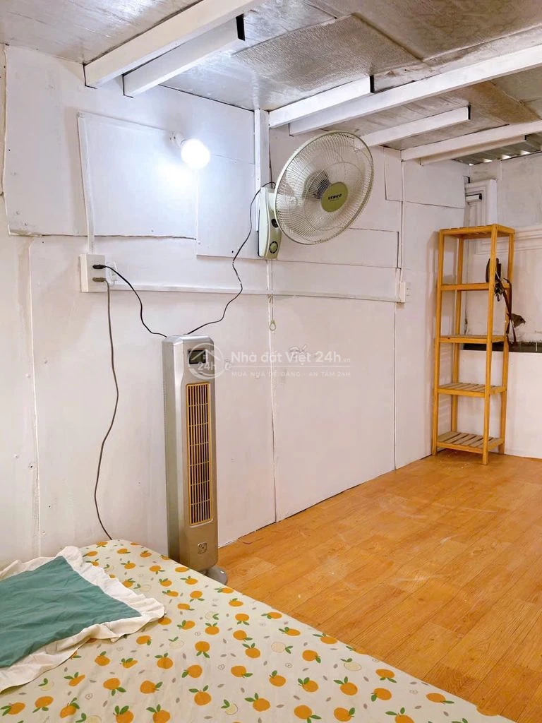 TRỐNG LẠI STUDIO NHỎ XINH NGAY HỌC VIỆN CÁN BỘ - 20M2 - CỬA SỔ TRỜI