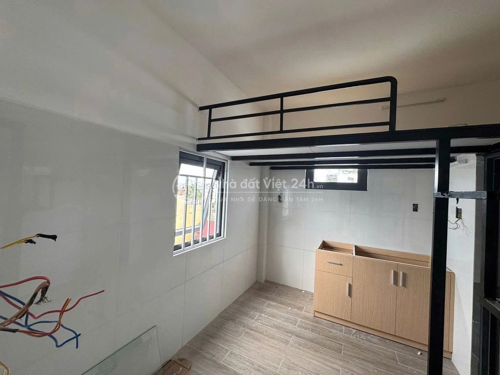 DUPLEX SIÊU XINH NGAY GẦN CHỢ BÀ CHIỂU- FULL NT - CỬA SỔ TRỜI - HẦM XE