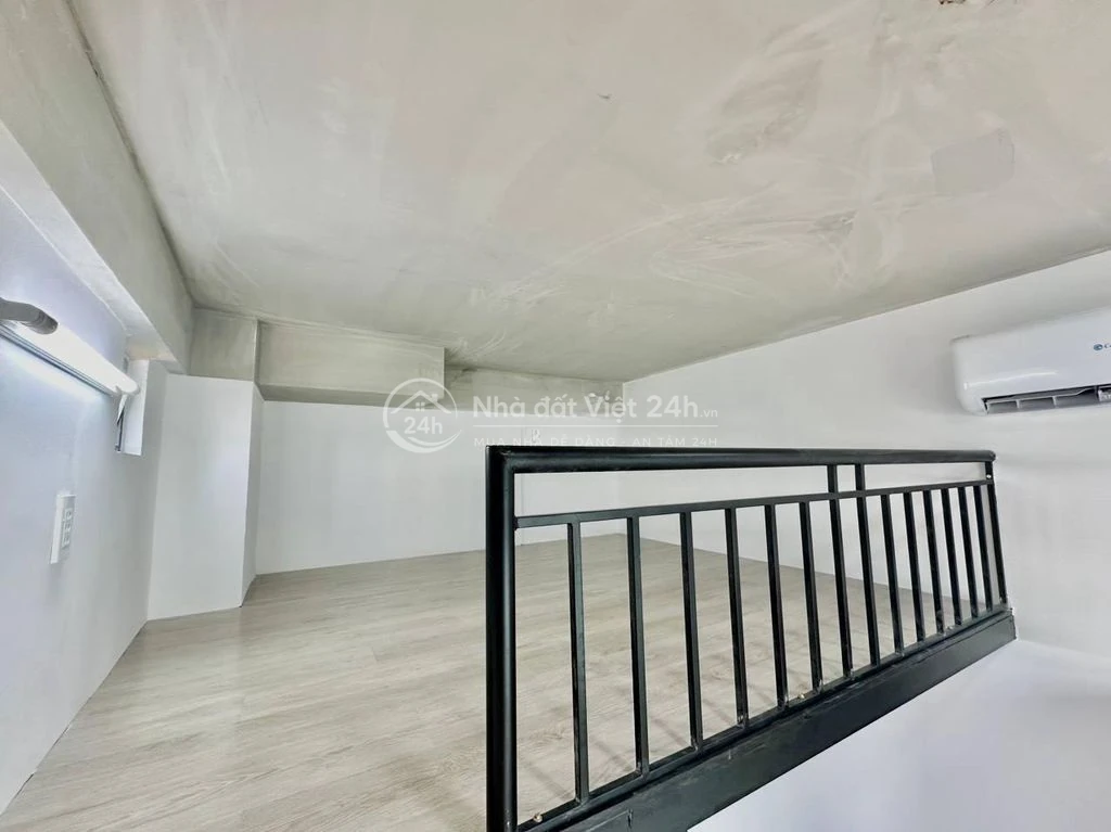 DUPLEX NHỎ XINH NGAY CẦU SG, METRO VĂN THÁNH - FULL NT -BAN CÔNG RIÊNG