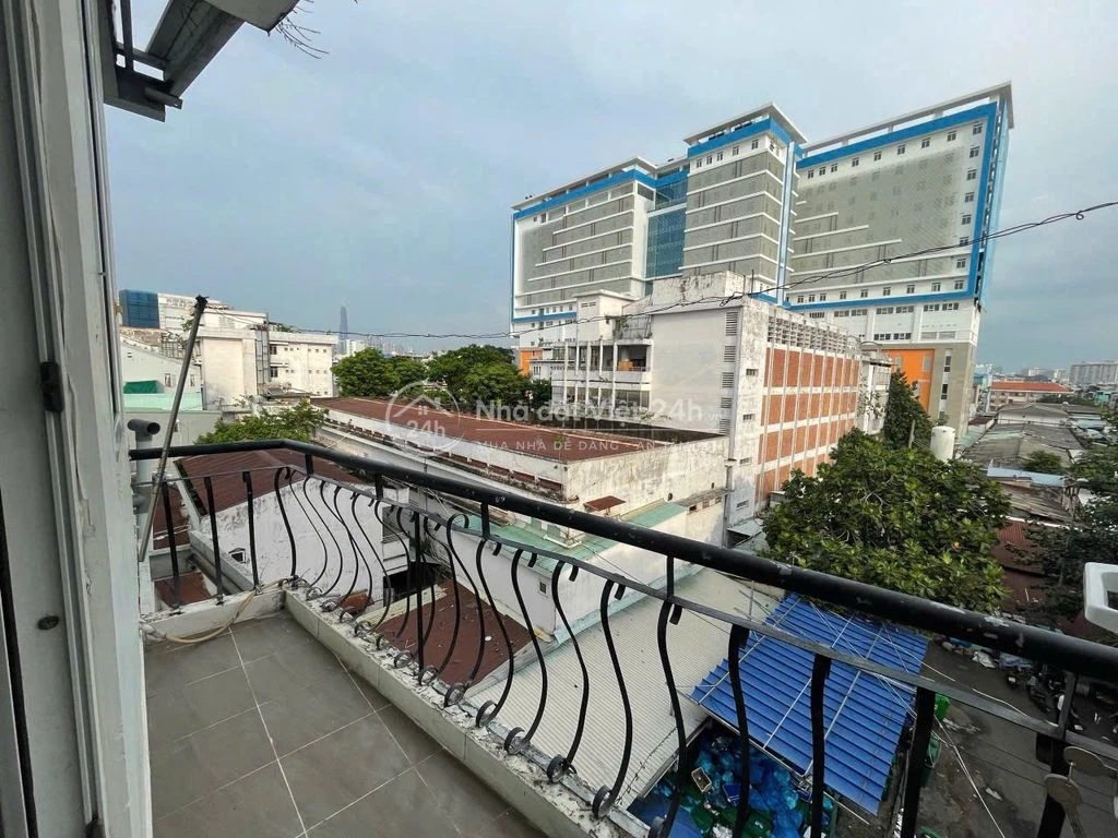 STUDIO SIÊU RỘNG NGAY CHỢ BÀ CHIỂU, ĐH MỸ THUẬT-FULL NT-BAN CÔNG RIÊNG