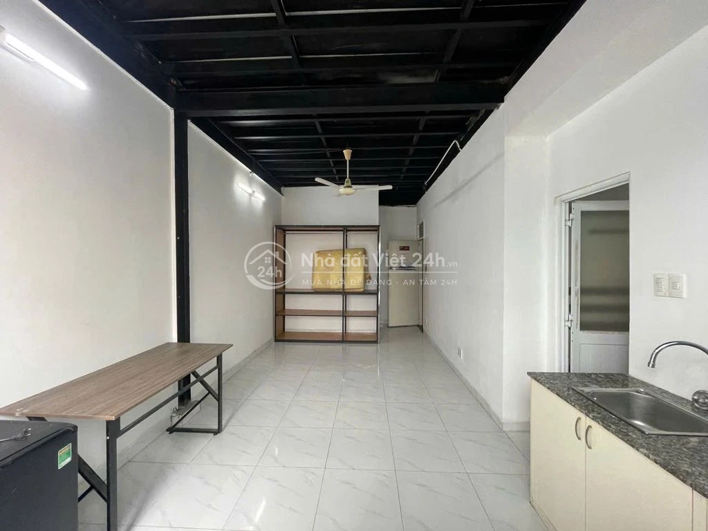 STUDIO SIÊU RỘNG NGAY CHỢ BÀ CHIỂU, ĐH MỸ THUẬT-FULL NT-BAN CÔNG RIÊNG