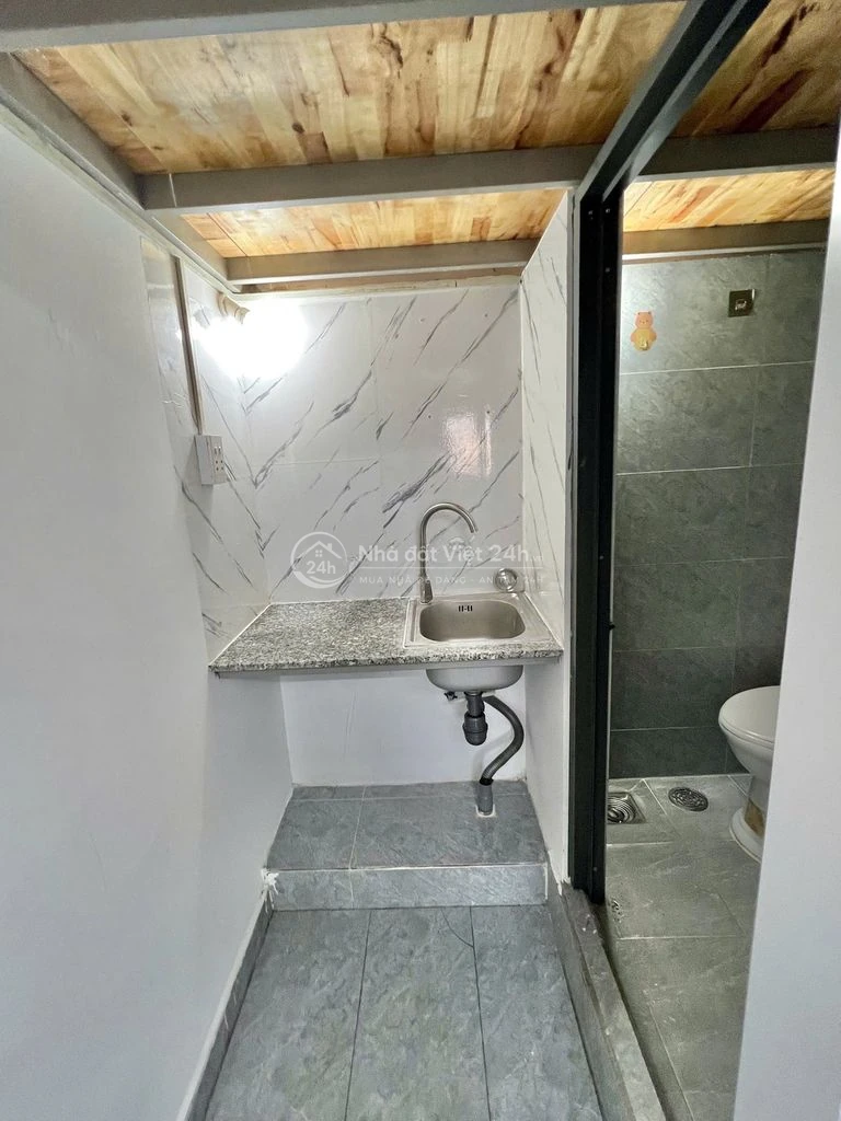 DUPLEX NHỎ XINH NGAY VINCOM NGUYỄN XÍ - 20M2 - SẴN MÁY LẠNH - FREE XE