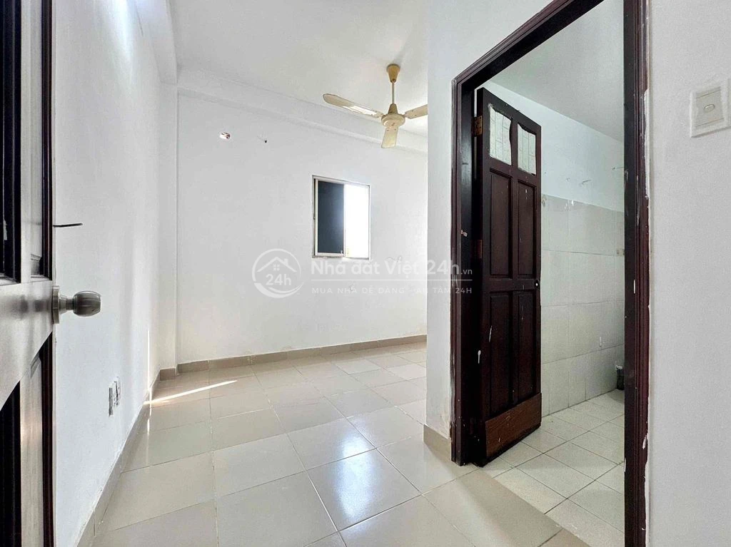 Cho Thuê Phòng Cửa Sổ Trời - Giờ Giấc Tự Do Ngay Gần Đầm Sen,Ngã Tư Xã