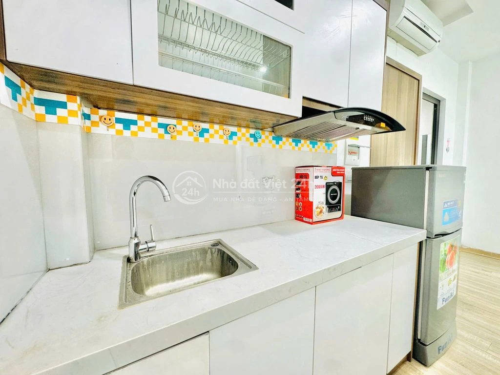 CĂN HỘ FULL ĐỒ 40M2 NGAY CẦU GIẤY CẠNH ĐẠI HỌC GIAO THÔNG VẬN TẢI