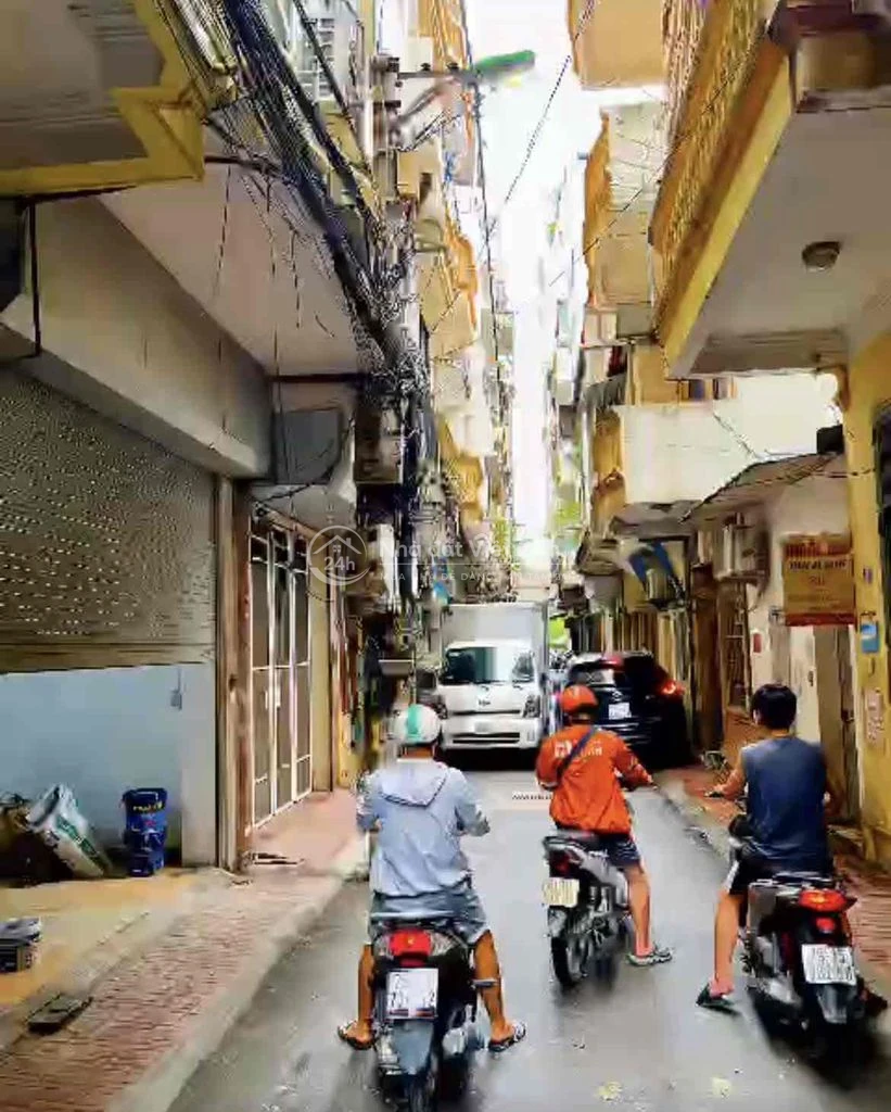 NHÀ RIÊNG NGUYỄN XIỂN KD ĐỈNH. 30M2x4T, Ô TÔ TRÁNH. CHỈ 13.5 TRIÊU