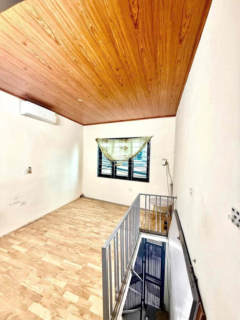 NHÀ RIÊNG NGUYỄN XIỂN KD ĐỈNH. 30M2x4T, Ô TÔ TRÁNH. CHỈ 13.5 TRIÊU