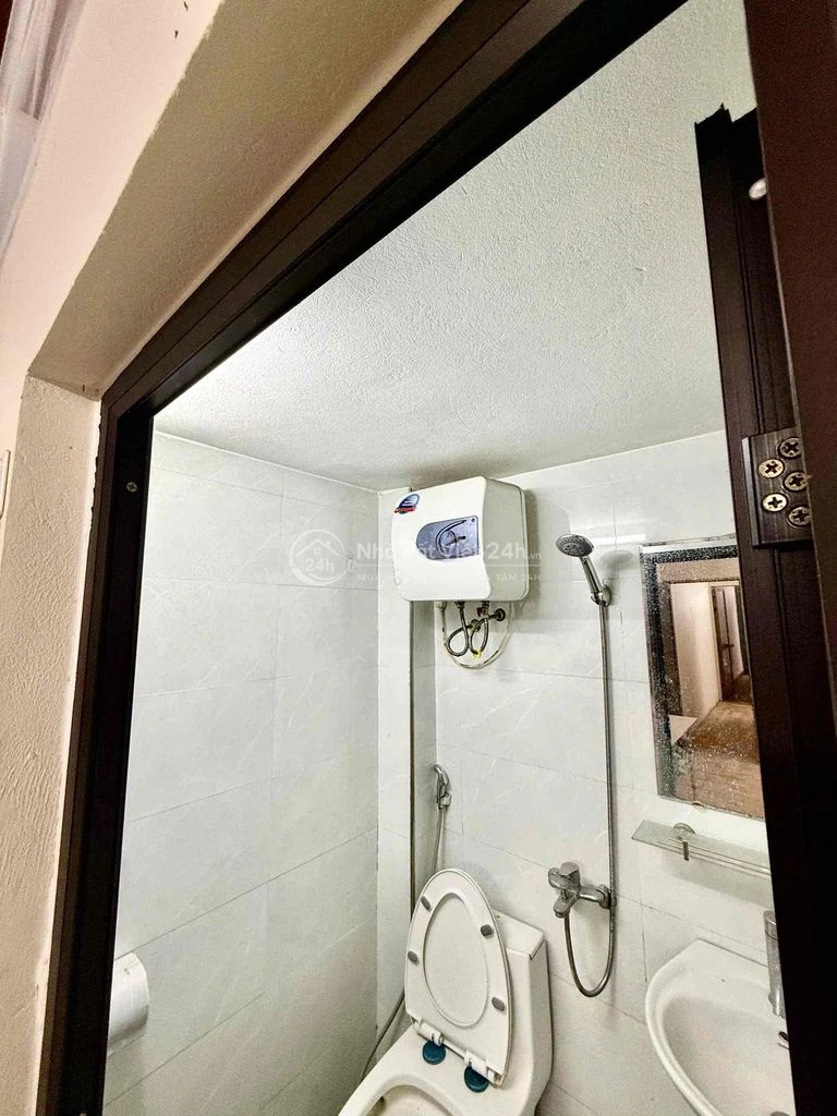 NHÀ RIÊNG NGUYỄN XIỂN KD ĐỈNH. 30M2x4T, Ô TÔ TRÁNH. CHỈ 13.5 TRIÊU