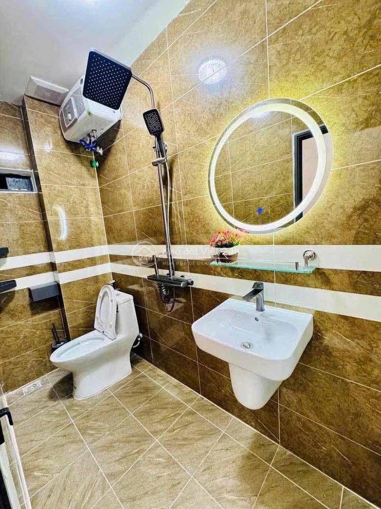 cho thuê nhà nguyên căn phố Lương Khánh Thiện 36m -5 tầng -4 -13tr ful
