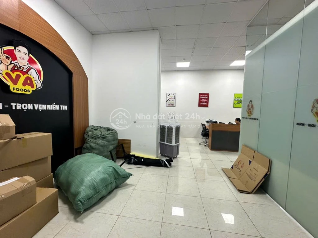 VĂN PHÒNG 95m² - 26tr- TOÀ CHUNG CƯ  BỘ C.AN NGUYỄN HUY TƯỞNG