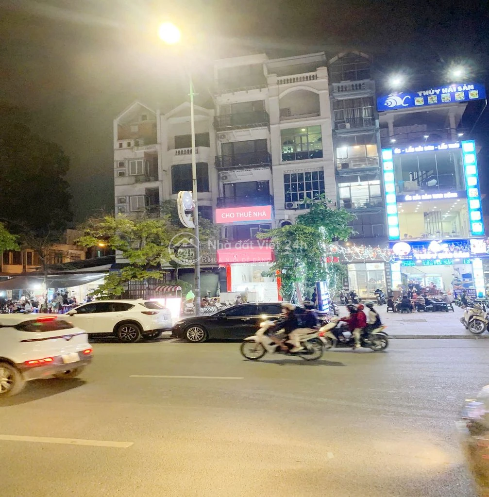 Cho thuê cửa hàng mặt phố Quang Trung, cạnh Bưu điện Hà đông