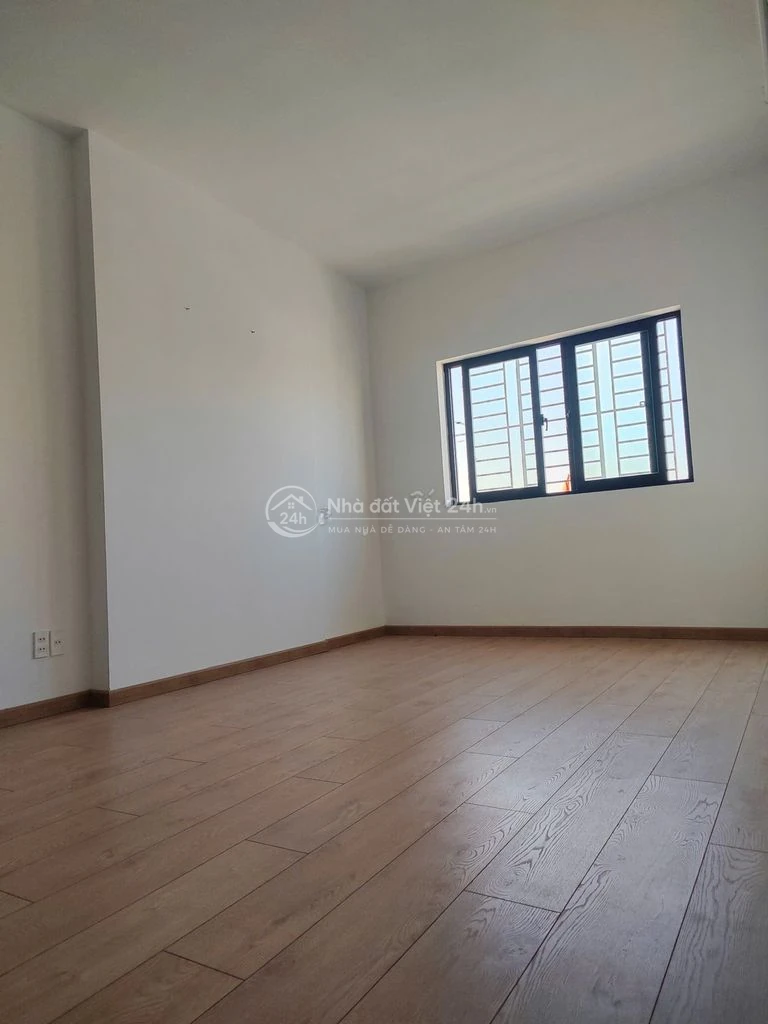 Chung cư Lê Thị Riêng Thang máy60m2 căn góc