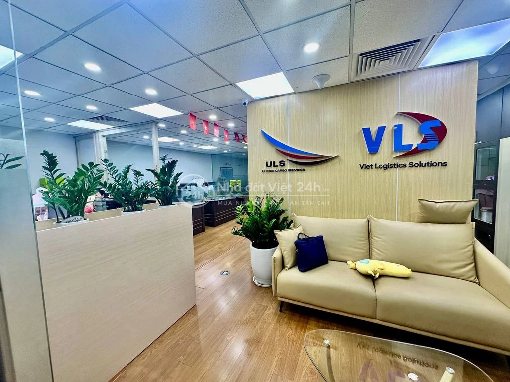 🏢 **135M² – 40,5TR/THÁNG (ĐÃ VAT) | DIAMOND FLOWER TOWER, LÊ VĂN LƯƠNG