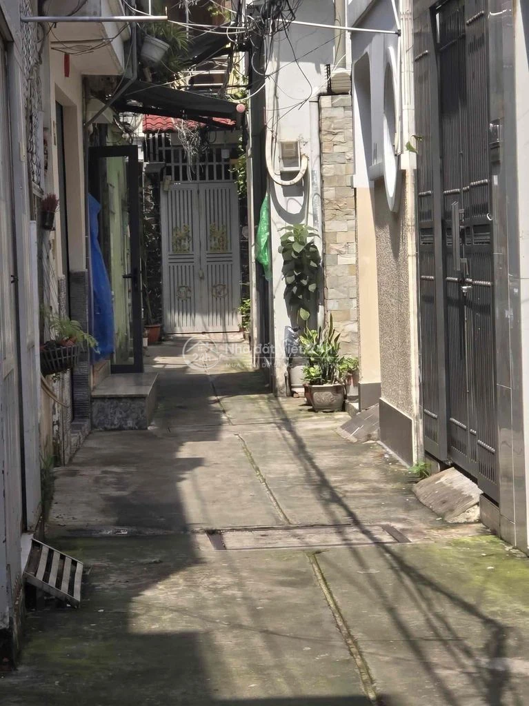 bán nhà chính chủ kẹt bank
