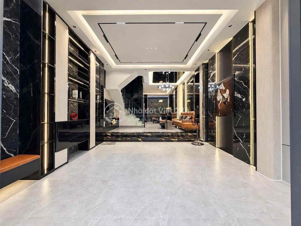 bán nhad huỳnh tấn phát