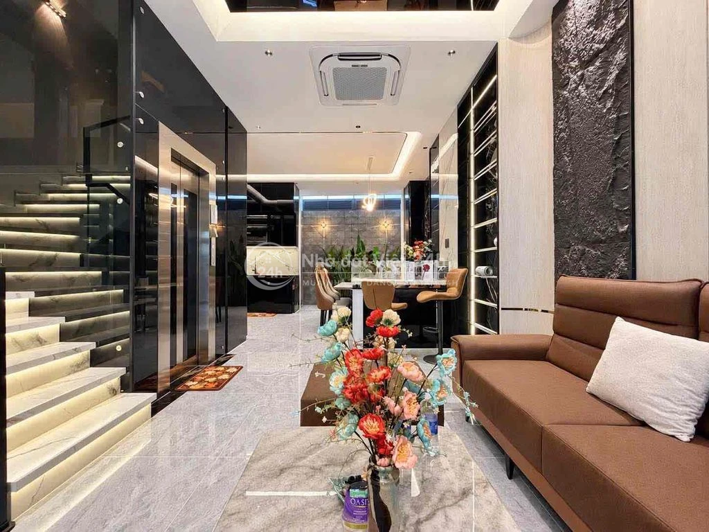 bán nhad huỳnh tấn phát