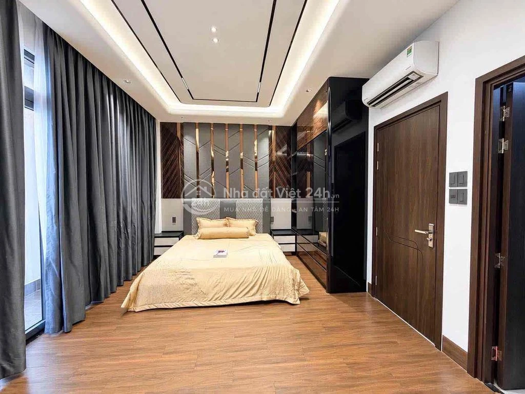 bán nhad huỳnh tấn phát