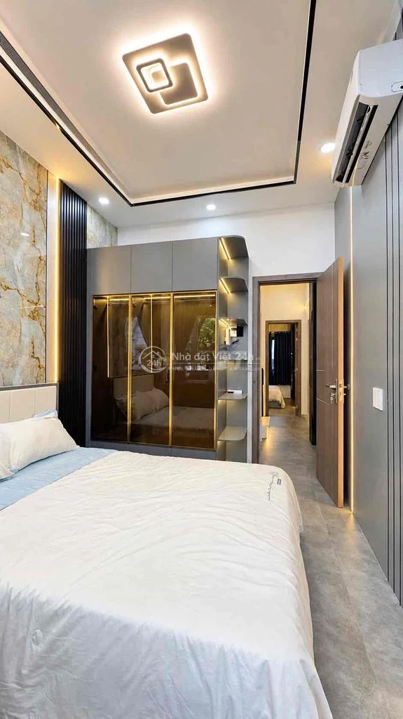 BÁN NHÀ MỚI 3 TẦNG LÊ VĂN LƯƠNG, HẺM XE HƠI ĐỖ CỬA, FULL NT MỚI