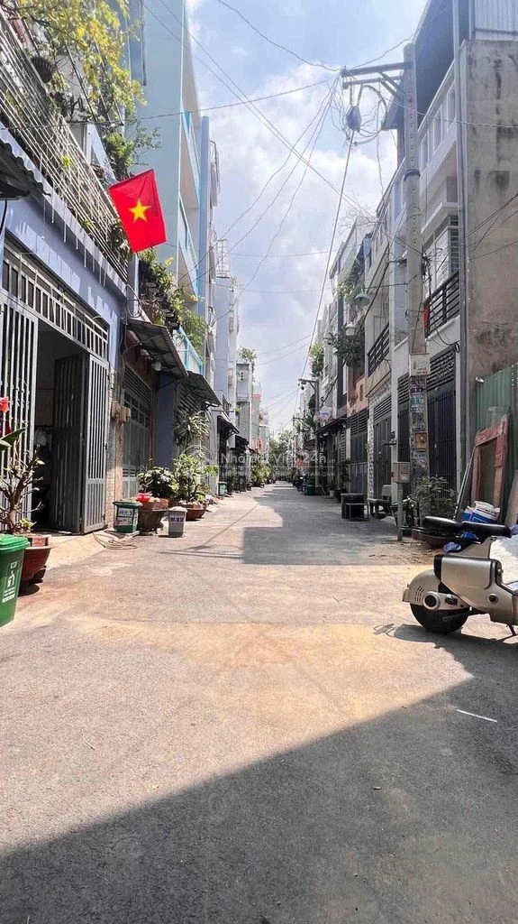 Chủ Ngợp Bạnk gấp Bán nhà 5Tầng hẻm 6m Thông ngay Phạm Đăng Giảng