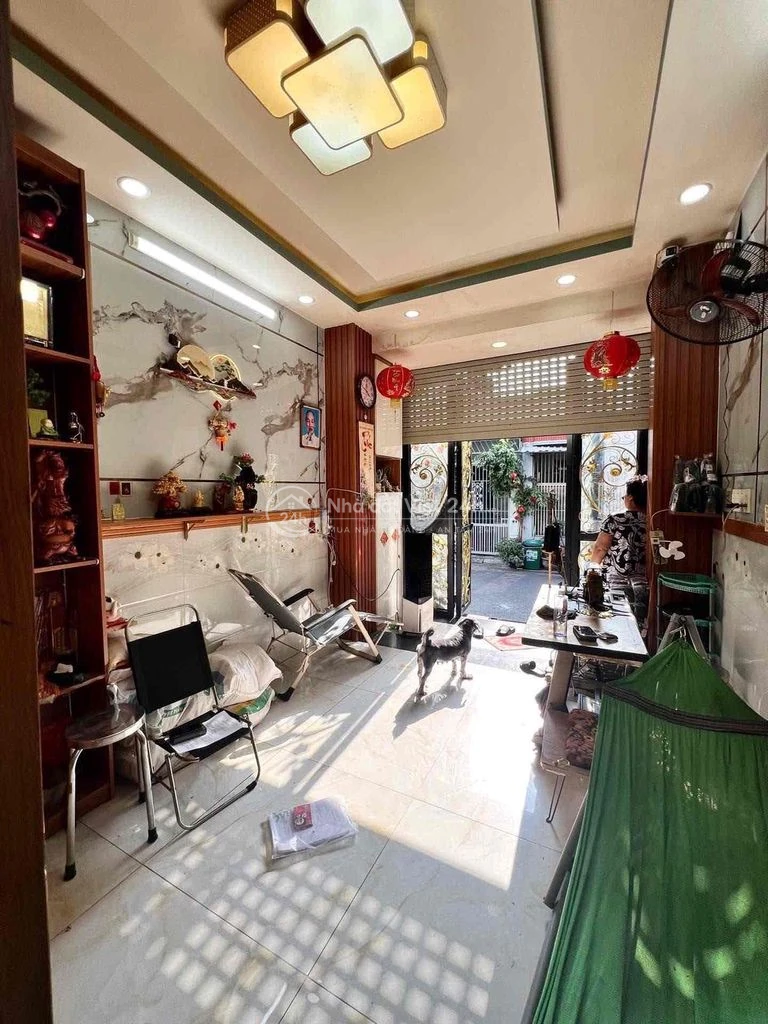 Chủ Ngợp Bạnk gấp Bán nhà 5Tầng hẻm 6m Thông ngay Phạm Đăng Giảng