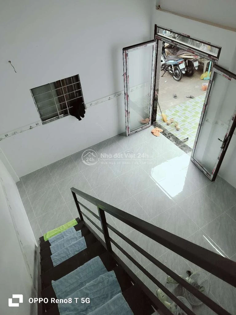 bán nhà tx13  cấp 4 do lửng