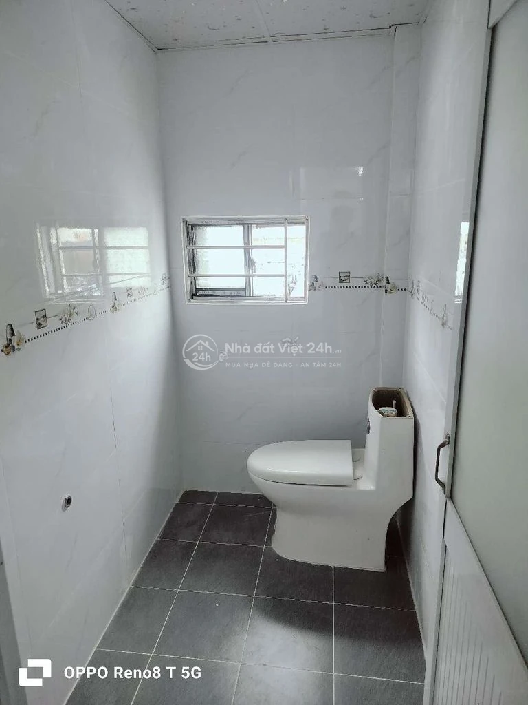 bán nhà tx13  cấp 4 do lửng