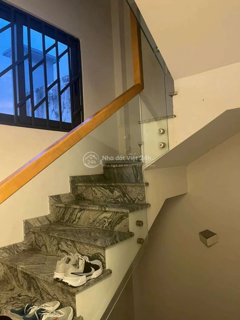 chủ cần tiền bán gấp ( có thương lượng giá )