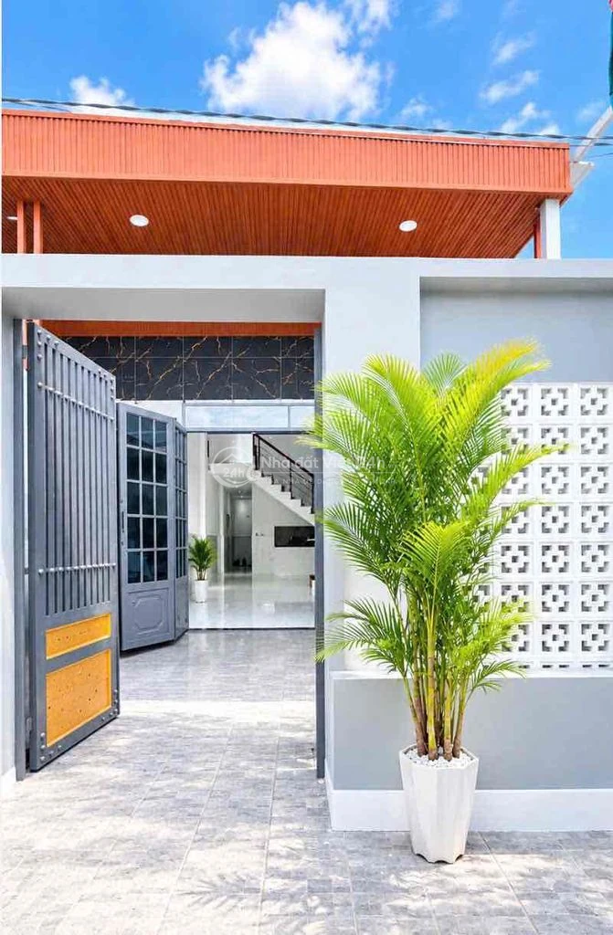 NHÀ ĐẸP 4*18,5m 2/NGẮN NỮ DÂN CÔNG HẺM XE HƠI 3PN LH ***