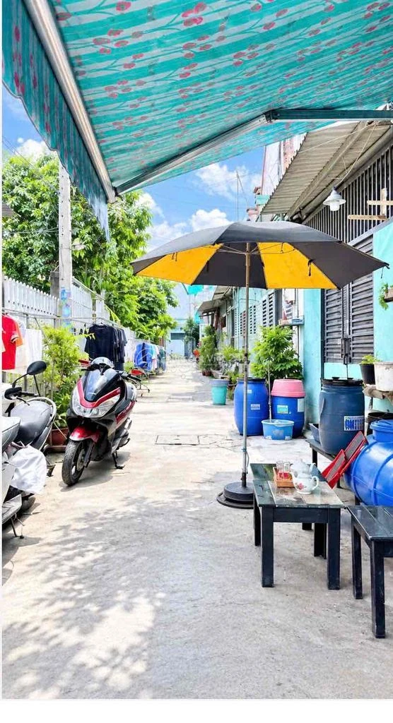 NHÀ ĐẸP 4*18,5m 2/NGẮN NỮ DÂN CÔNG HẺM XE HƠI 3PN LH ***