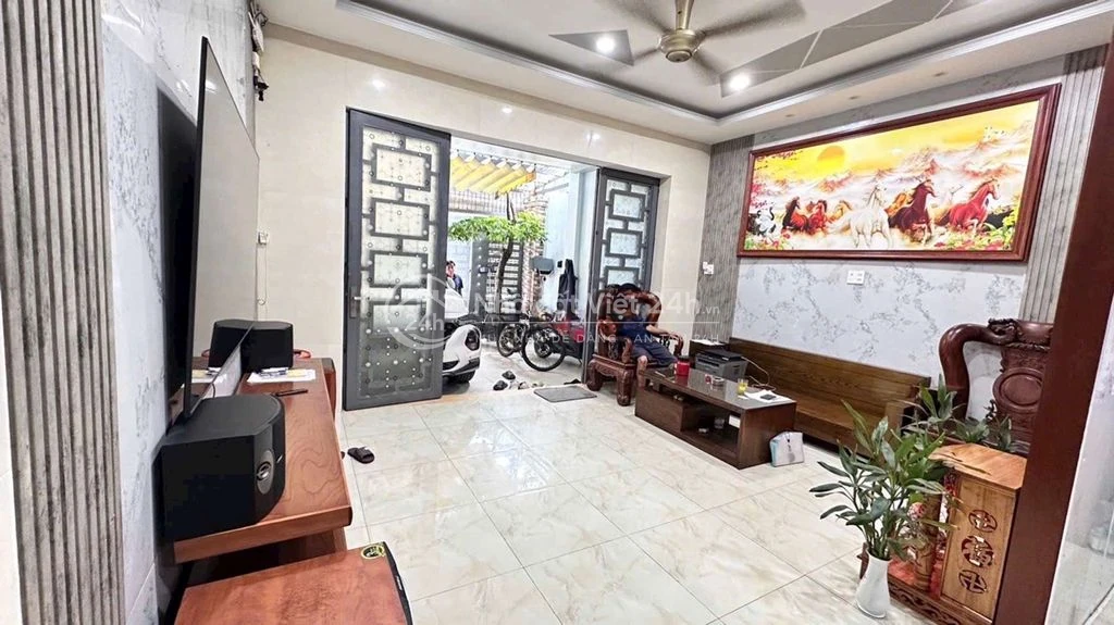 4Tỷ1tl chính chủ nhà bán gấp 5*18m 2 lầu, ngay Hiệp Thành City Q12
