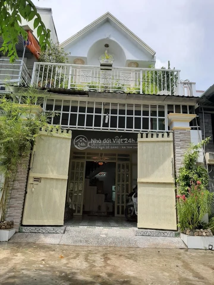 Nhà đẹp 1T1L cách Ngã tư An Sương 500m shr 1tỷ2 4x14.25=57m2 Song Hành