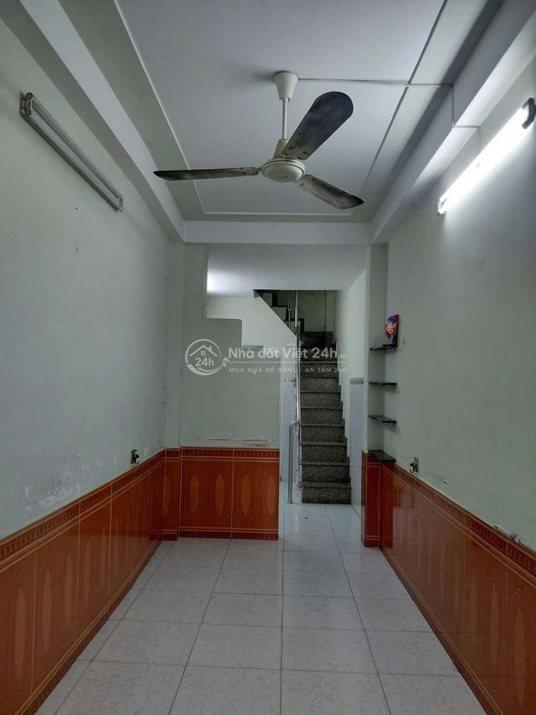 NHÀ CHÍNH CHỦ CẦN BÁN GẤP GIÁ RẺ TÂN PHÚ